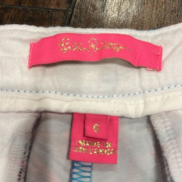 Lilly Pulitzer Party/Cocktail Shorts all over print size 6 in EUC sea shells - Picture 4 of 9